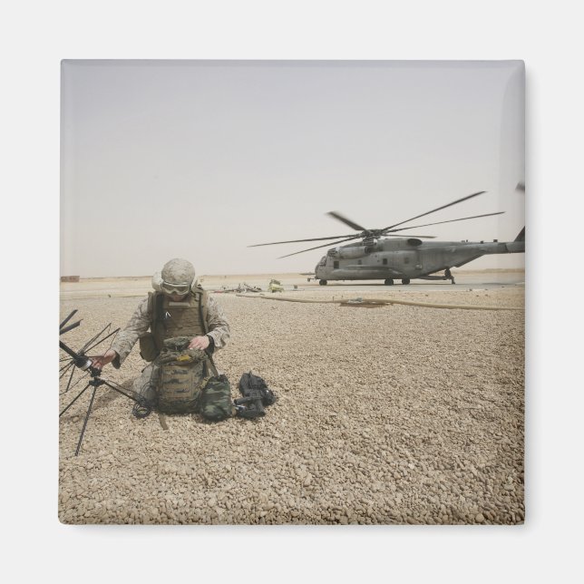 A field radio operator magnet (Front)