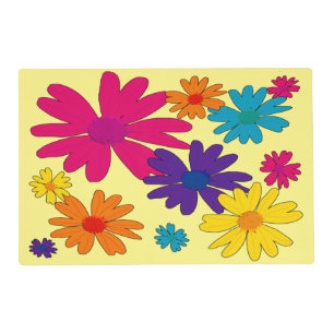 A floral bed of daisy flowers placemat