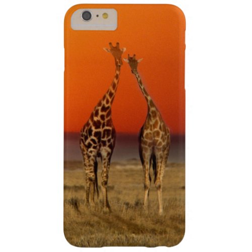 A Giraffe couple walks into the sunset in Barely There iPhone 6 Plus Case