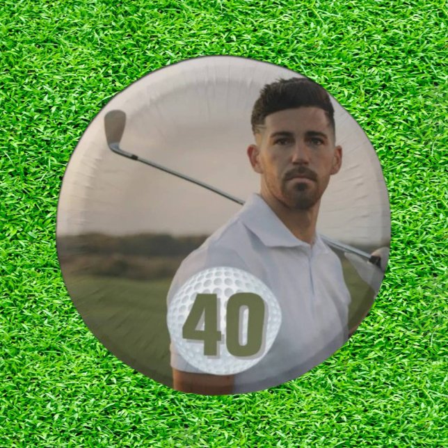 A Golfer’s Birthday Bash Paper Plates (A Golfer’s Birthday Bash Paper Plates)