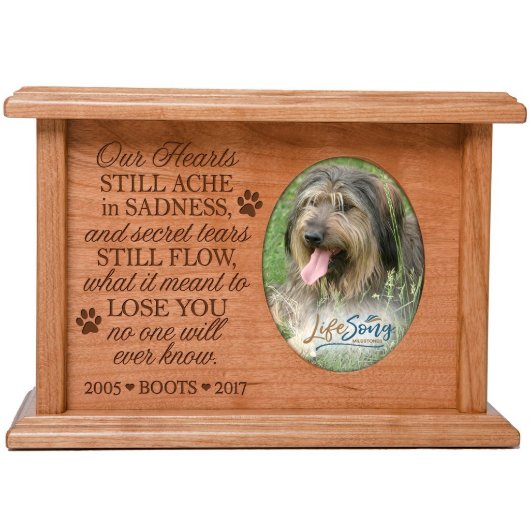 A Heart of Gold Pet Name Cherry Wood Cremation Urn (Front)