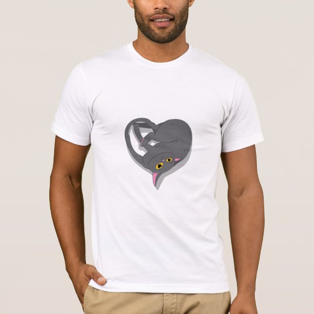 A heart-shaped cat T-Shirt (Front)