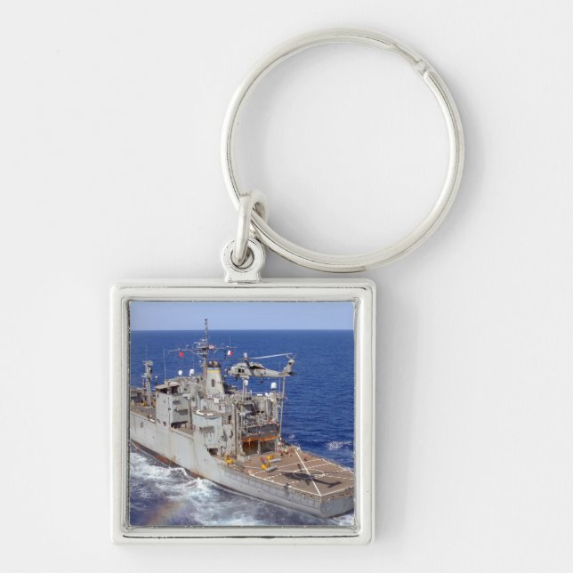 A helicopter clears the flight deck keychain (Front)