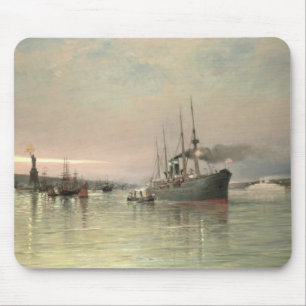 A Liner and Other Shipping before the Statue of Li Mouse Pad