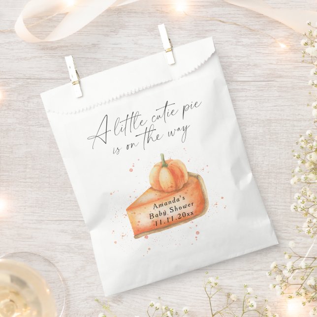 "A little cutie pie is on the way" baby shower Favor Bag (Clipped)