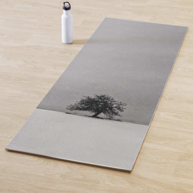 A lonely tree in black and white yoga mat (In Situ)