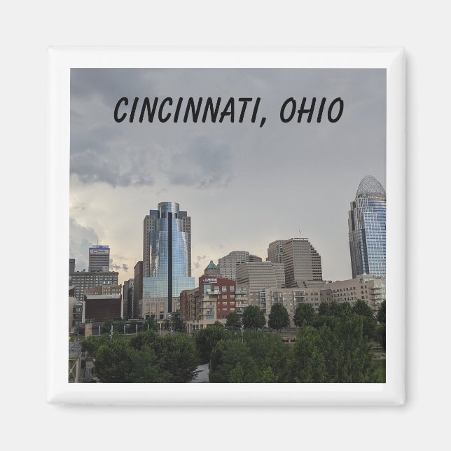 A magnet with a city photo of Cincinnati, Ohio. (Front)