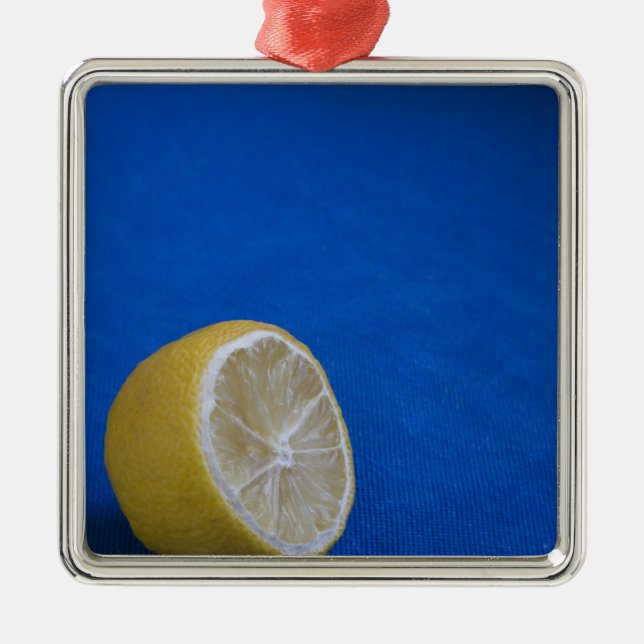 A Mediterranean Lemon Metal Ornament (Front)