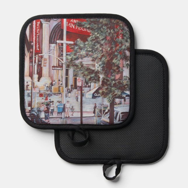 A Met Moment Pot Holder (Front/Back)