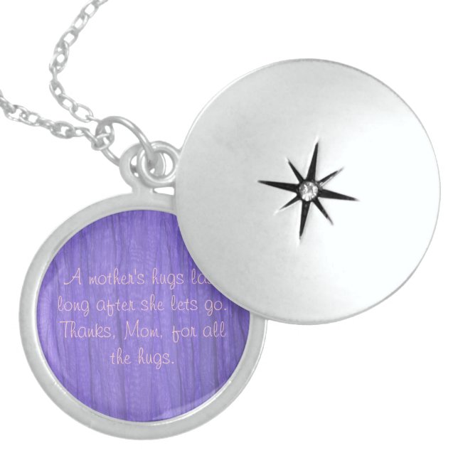 "A MOM'S HUGS LAST LONG AFTER SHE LETS GO" LOCKET NECKLACE (Front)