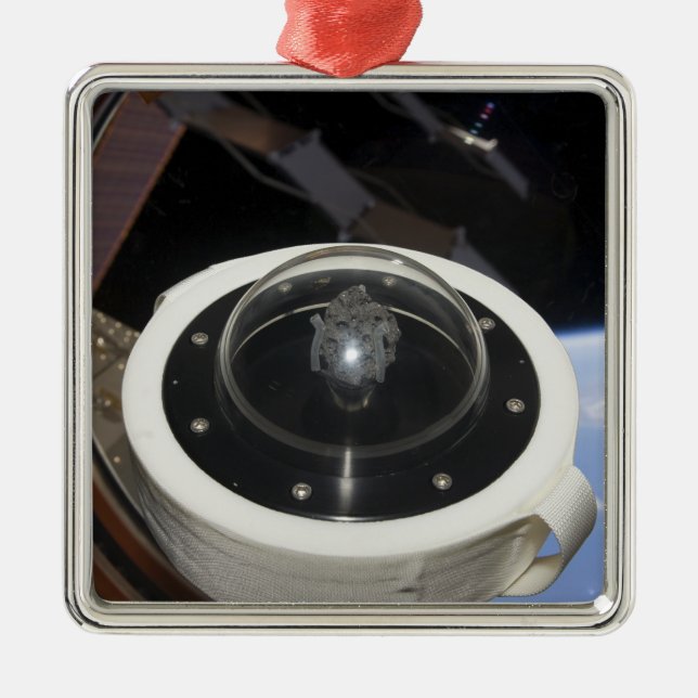 A moon rock 3 metal ornament (Front)