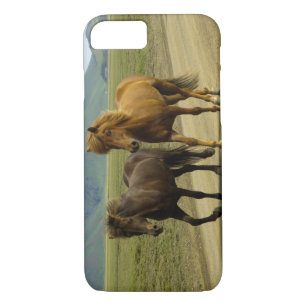 A Pair of Brown Icelandic Ponies iPhone 8/7 Case