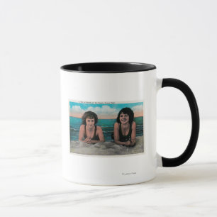 A Pair of Queens on the Beach, Ocean Park Mug