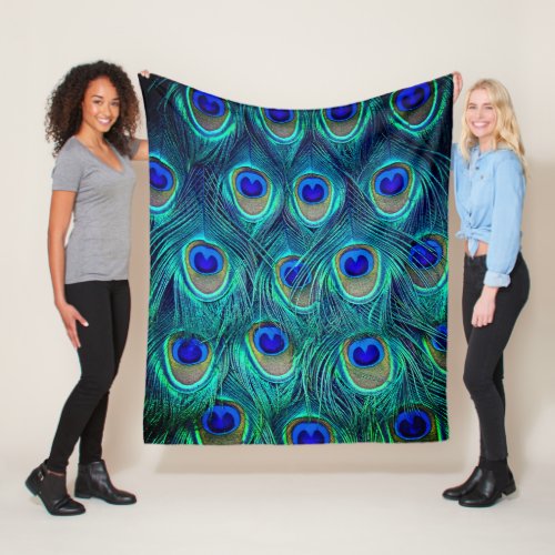 A Peacocks Beautiful Opened Feathers    Fleece Blanket