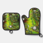 A Pond with Unpure Thoughts Oven Mitt &amp; Pot Holder Set