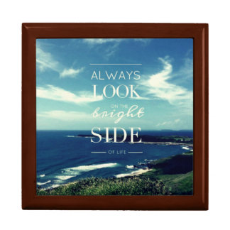 A Positive Outlook on Life / ©Seascape Jewelry Box