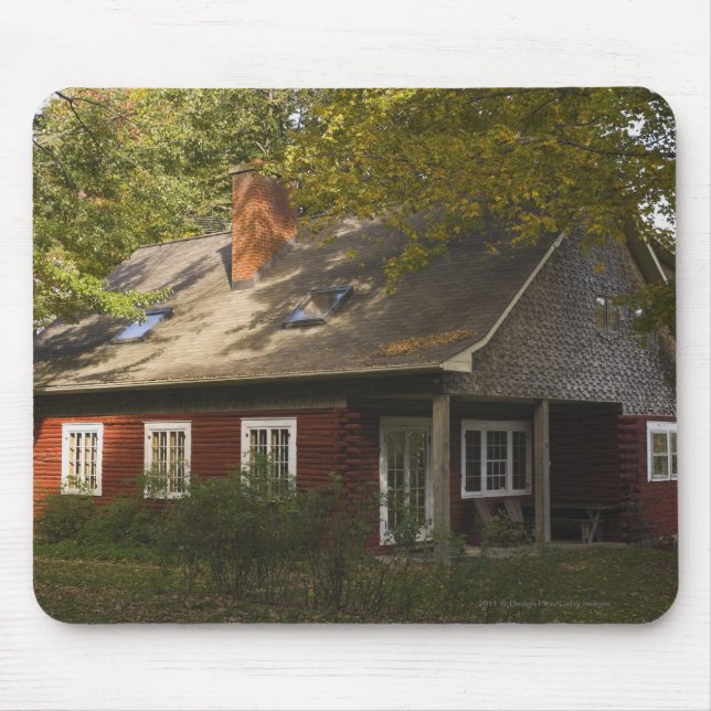 A Red Log Home Mouse Pad (Front)