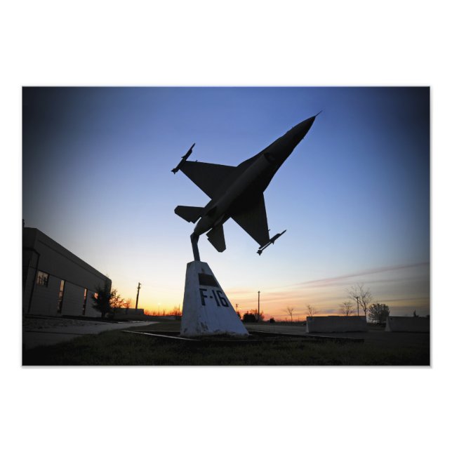 A scale model of an F-16 C Fighting Falcon Photo Print (Front)
