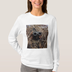 A scout observer practices observation techniqu T-Shirt