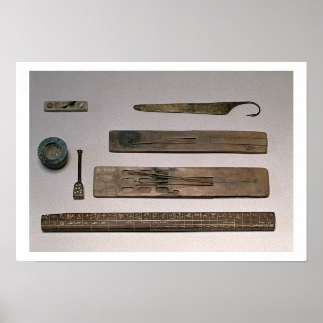 A scribe's instruments (wood, ivory, bronze and en poster (Front)