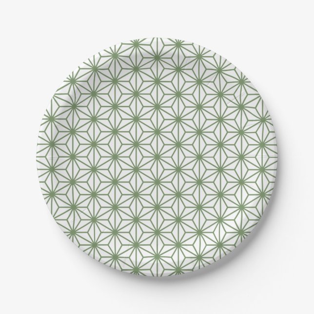 A seamless pattern of interlocking green geometric paper plates (Front)