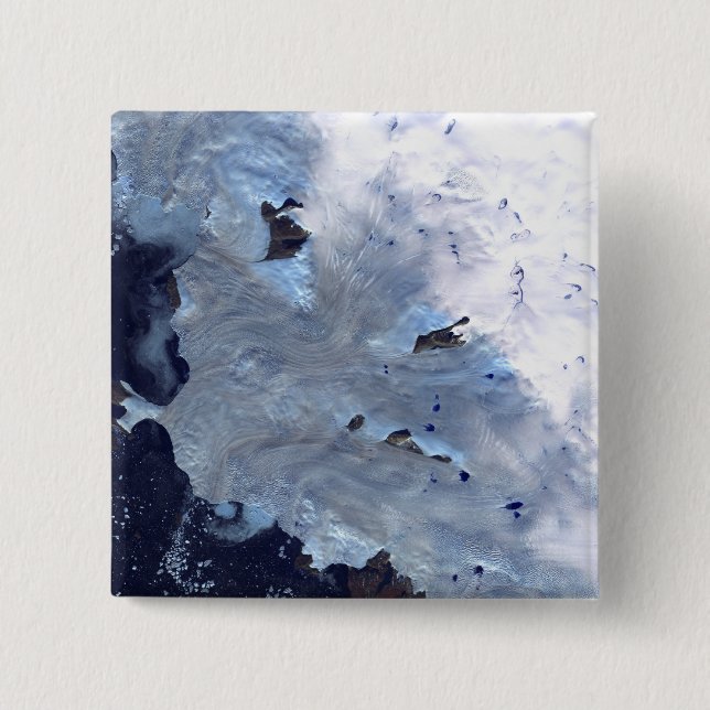 A small field of glaciers surrounds Baffin Bay Button (Front)