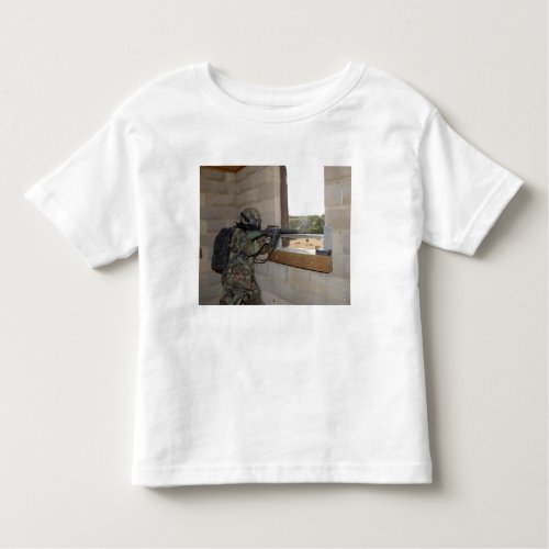 A soldier acts as an opposition force toddler t_shirt