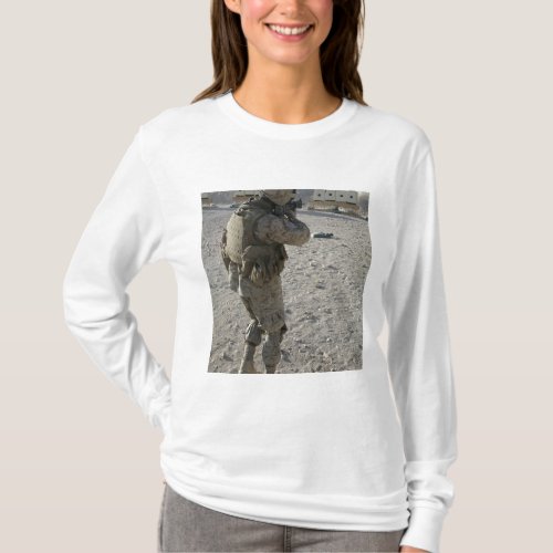 A soldier engages his target on a shooting rang T_Shirt