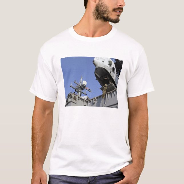 A soldier fast-ropes T-Shirt (Front)