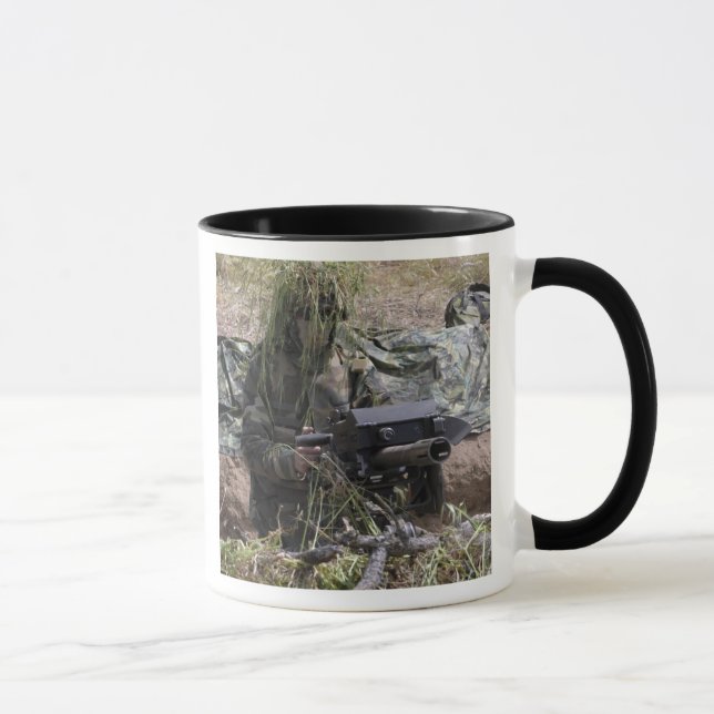 A soldier with MK-19 grenade launcher Mug (Right)