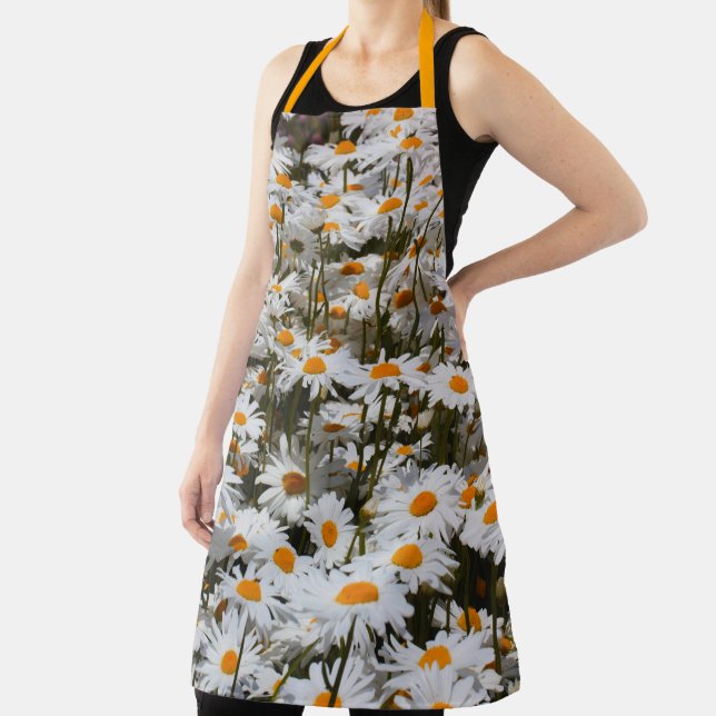 A Summer Field of Oxeye Daisies Flowers Apron (Insitu)