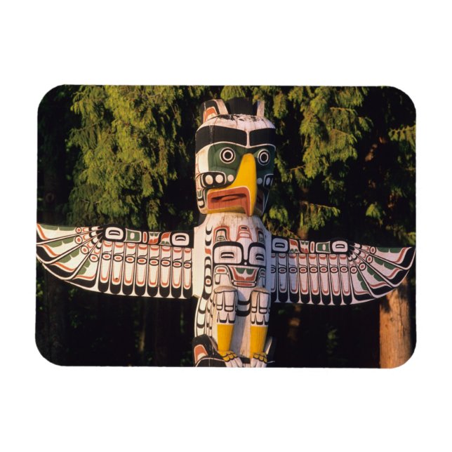 A totem pole In Vancouver, Canada. Magnet (Horizontal)