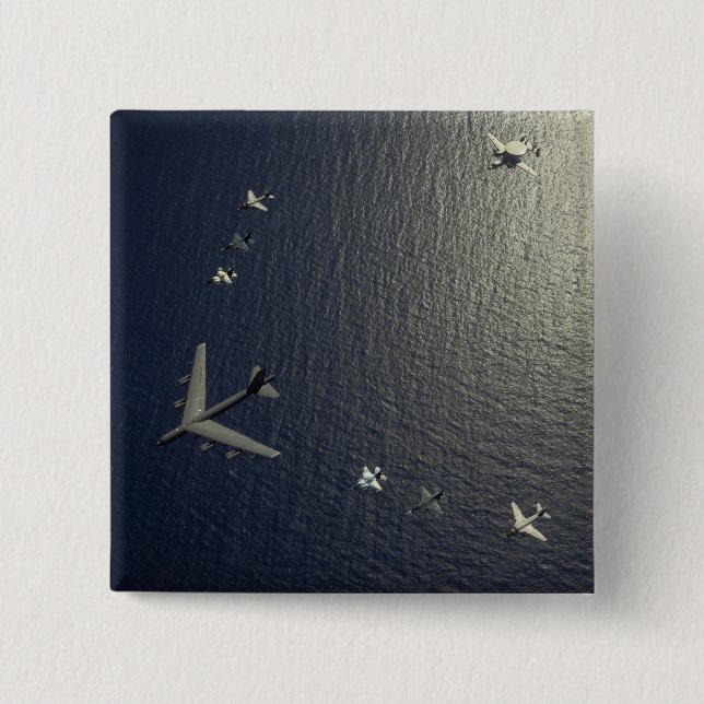 A US Air Force B-52 Stratofortress aircraft Button (Front)