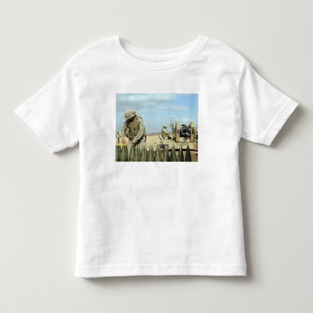 A US Marine prepares howitzer rounds to be fire Toddler T-shirt (Front)