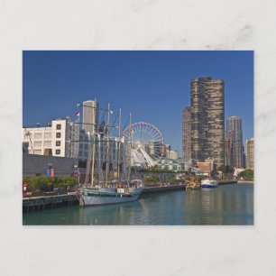 A view of Chicago's Navy Pier 2 Postcard
