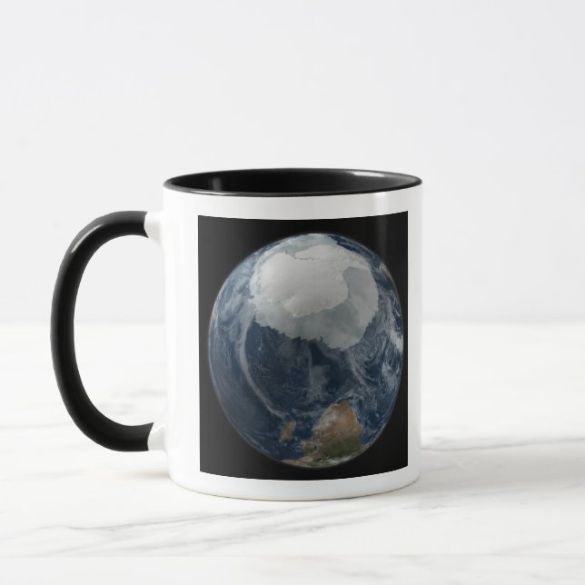 A view of the Earth 2 Mug (Left)