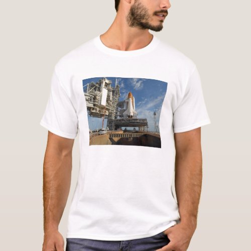 A view Space Shuttle Atlantis on Launch Pad 39A T_Shirt