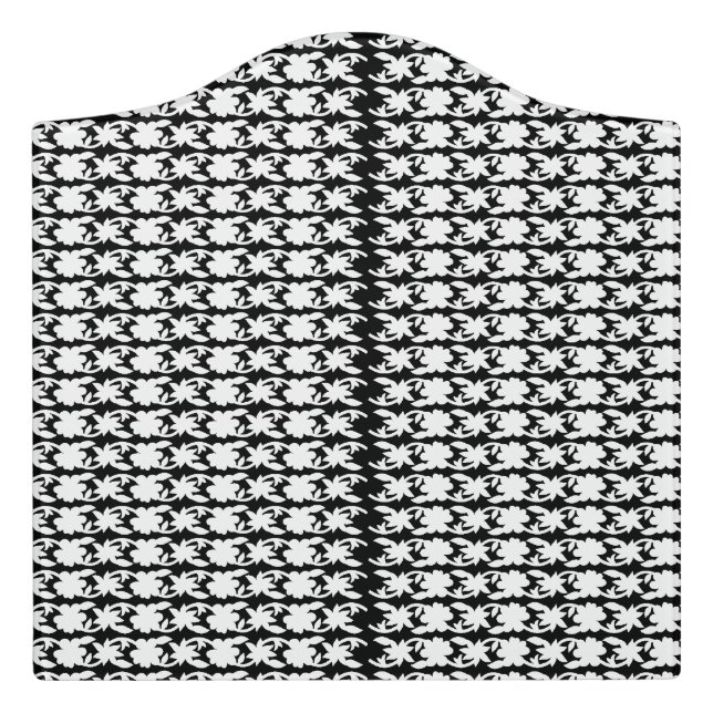 A white, symmetrical pattern featuring repetitive  door sign (Large Crest Front)