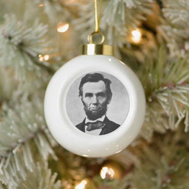 Abraham Lincoln: 16th President of America Ceramic Ball Christmas Ornament (Tree)