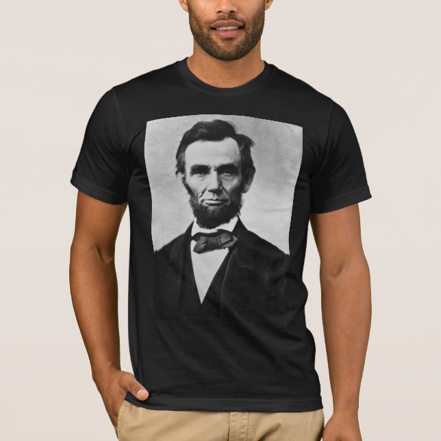 Abraham Lincoln: 16th President of America T-Shirt (Front)
