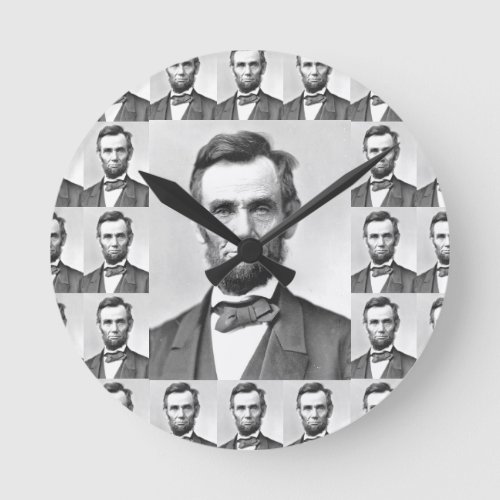 Abraham Lincoln  Round Clock