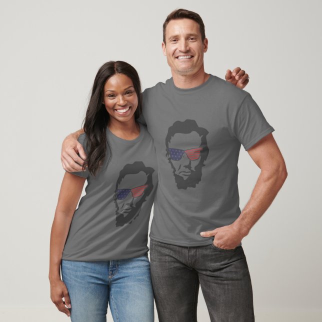 Abraham lincoln usa flag in glass T-Shirt (Unisex)