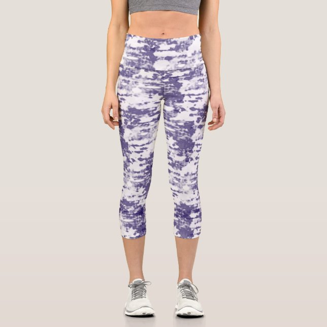 Abstract Art Blue White Minimalism Capri Leggings (Front)