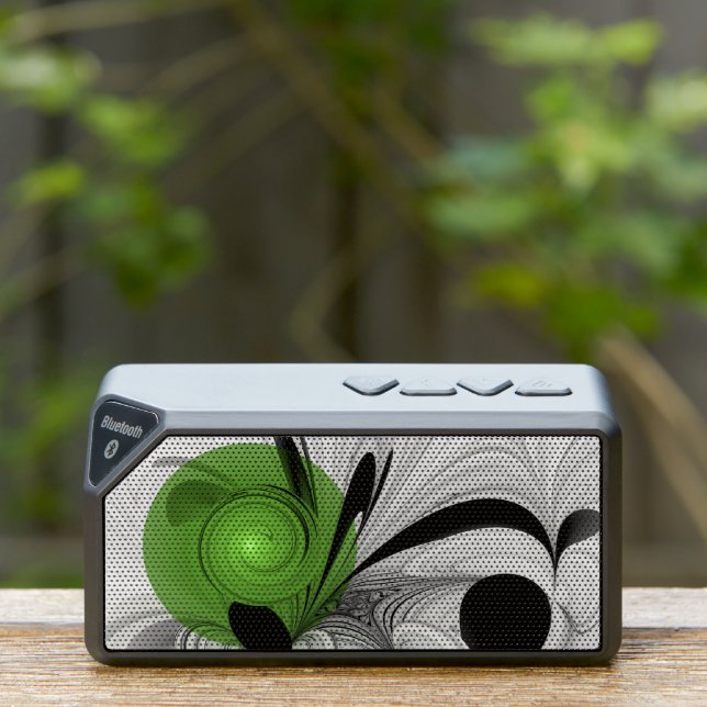 Abstract Black and White with Green Fractal Art Bluetooth Speaker (Insitu(Outdoor))