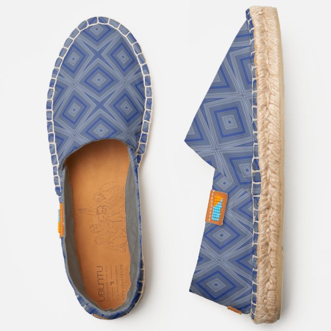 Abstract blue and gray diamonds geometric pattern espadrilles (Side)