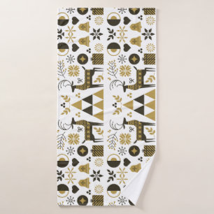 Abstract Christmas Reindeer Modern Geometric Bath Towel