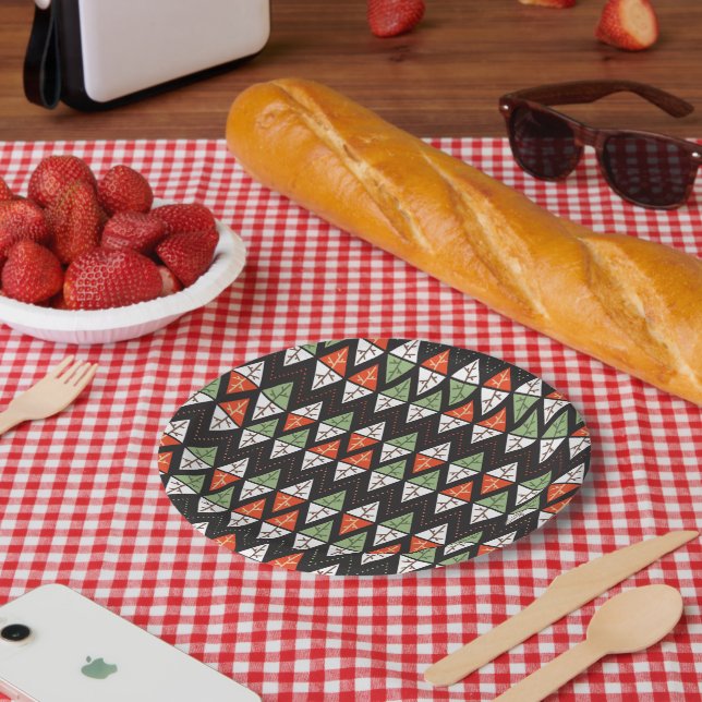 Abstract Christmas Trees: Geometric Holiday Paper Plates (Picnic)