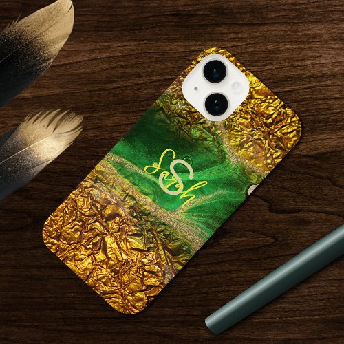 Abstract Faux Gold Metallic Foil Green Trendy Chic iPhone 14 Case