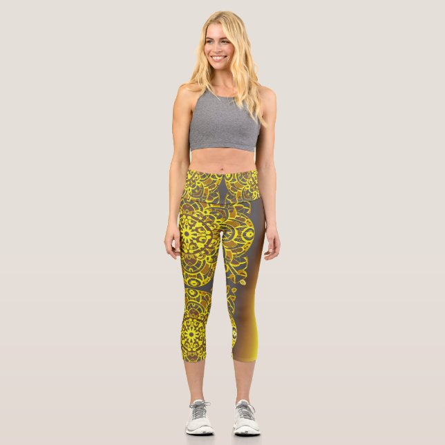 abstract geometric art pattern capri leggings (Front)