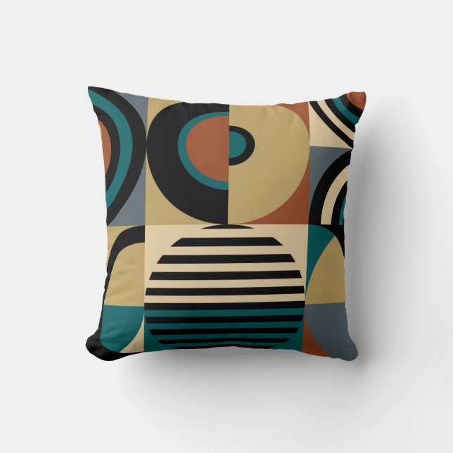 Abstract geometric pattern. Seamless memphis style Throw Pillow (Front)